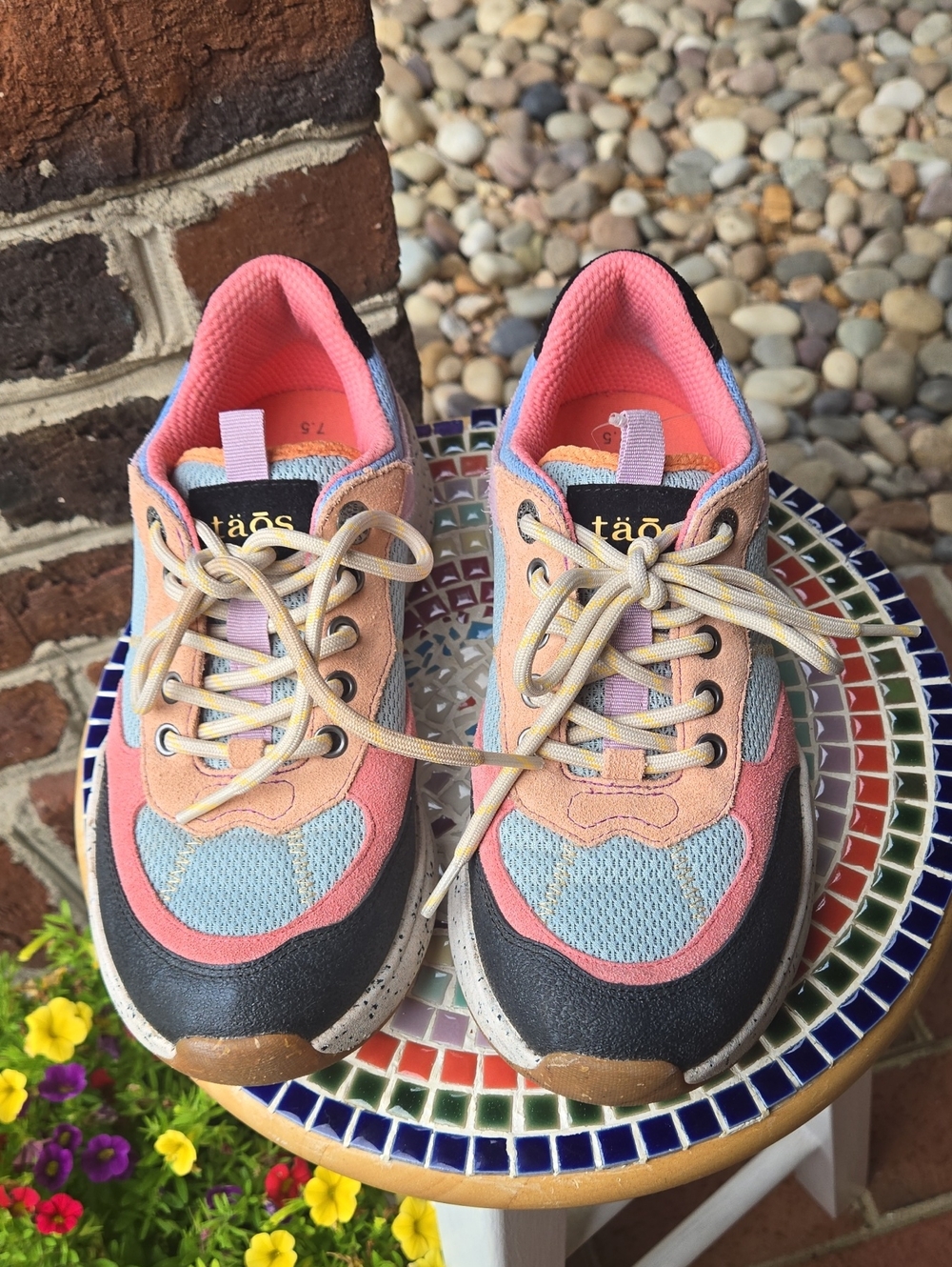 taos Women's Multicolor Running Shoes - Pink/Blue